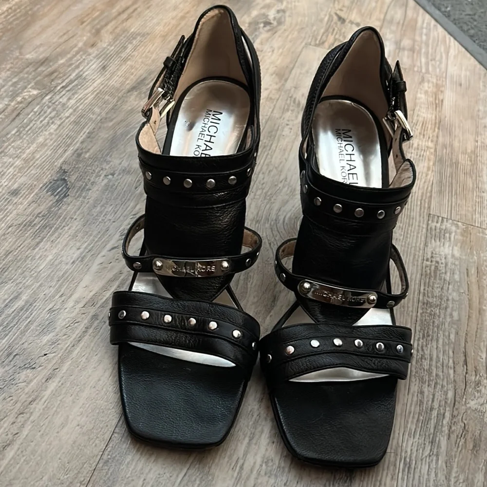 Michael Kors black leather studded heeled Sandal. Size 7.5 sporting a 4” heel - Picture 10 of 10